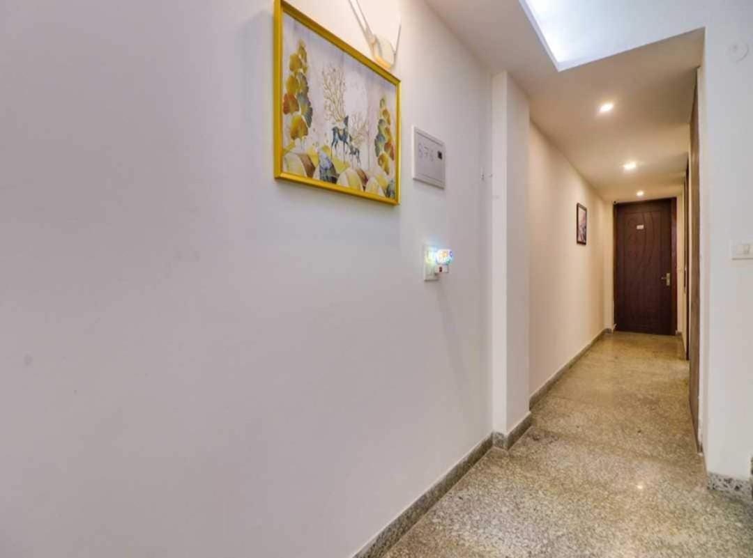 Hotel O Galaxy Stay New Delhi Exterior photo