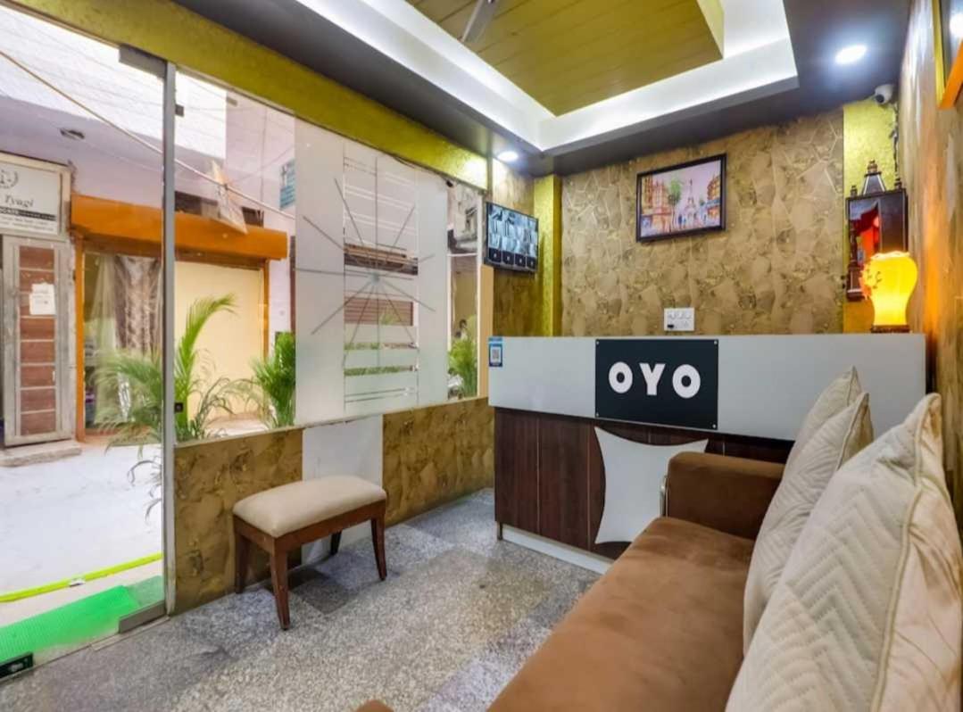 Hotel O Galaxy Stay New Delhi Exterior photo