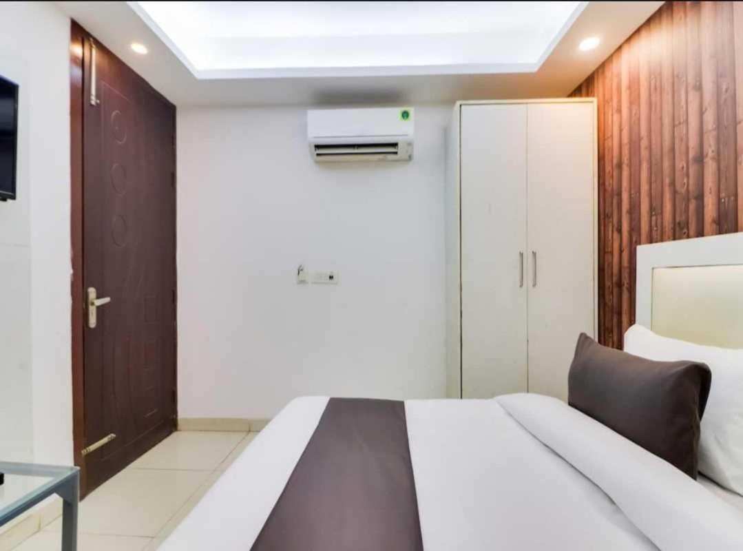 Hotel O Galaxy Stay New Delhi Exterior photo