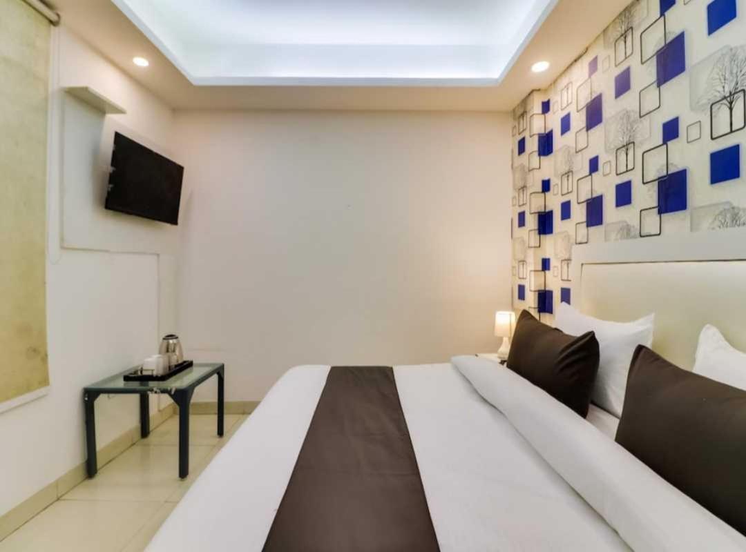 Hotel O Galaxy Stay New Delhi Exterior photo