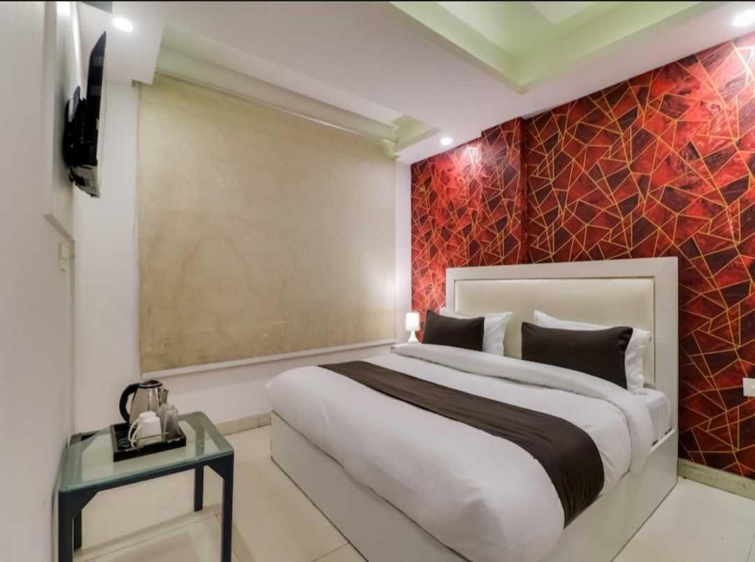 Hotel O Galaxy Stay New Delhi Exterior photo